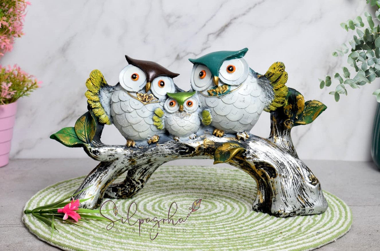 Handcrafted Owl Family Statue - Unique Home Decor Piece for Nature Lovers