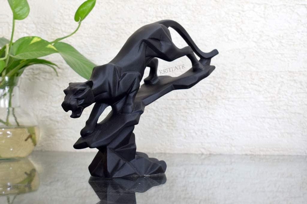 Black Panther Sculpture - Geometric Art Piece Featuring a Majestic Big Cat