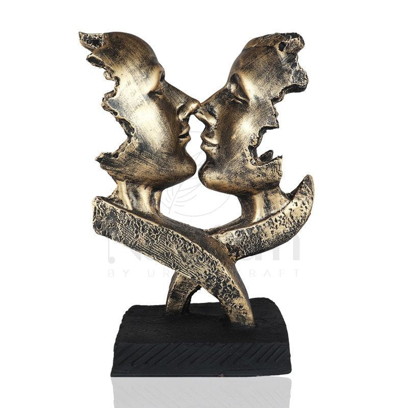 Bronze Kissing Couple Sculpture - Romantic Gift
