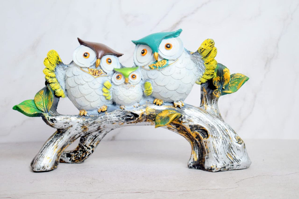 Handcrafted Owl Family Statue - Unique Home Decor Piece for Nature Lovers