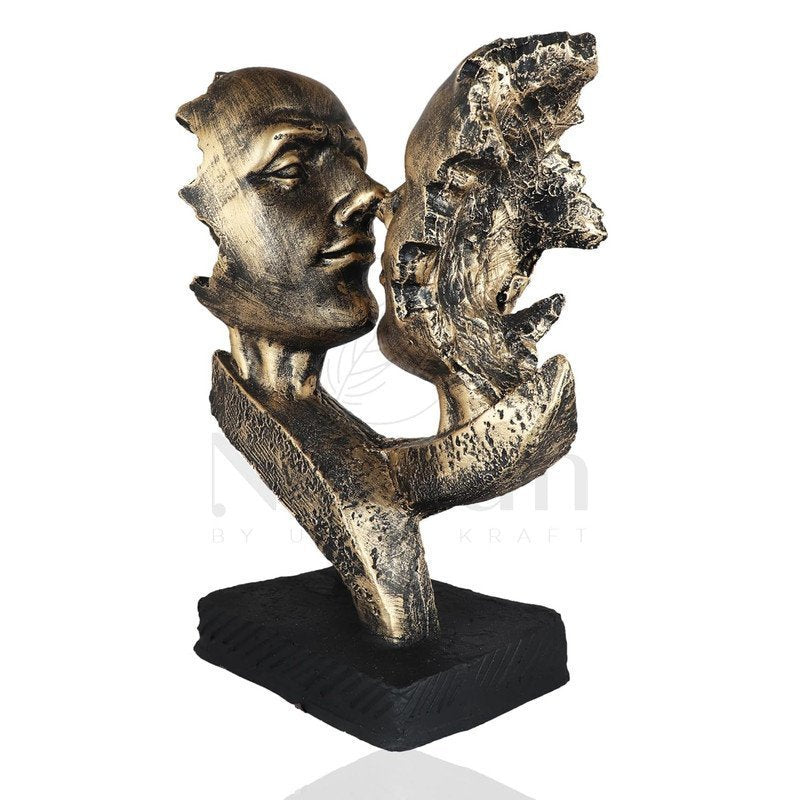 Bronze Kissing Couple Sculpture - Romantic Gift