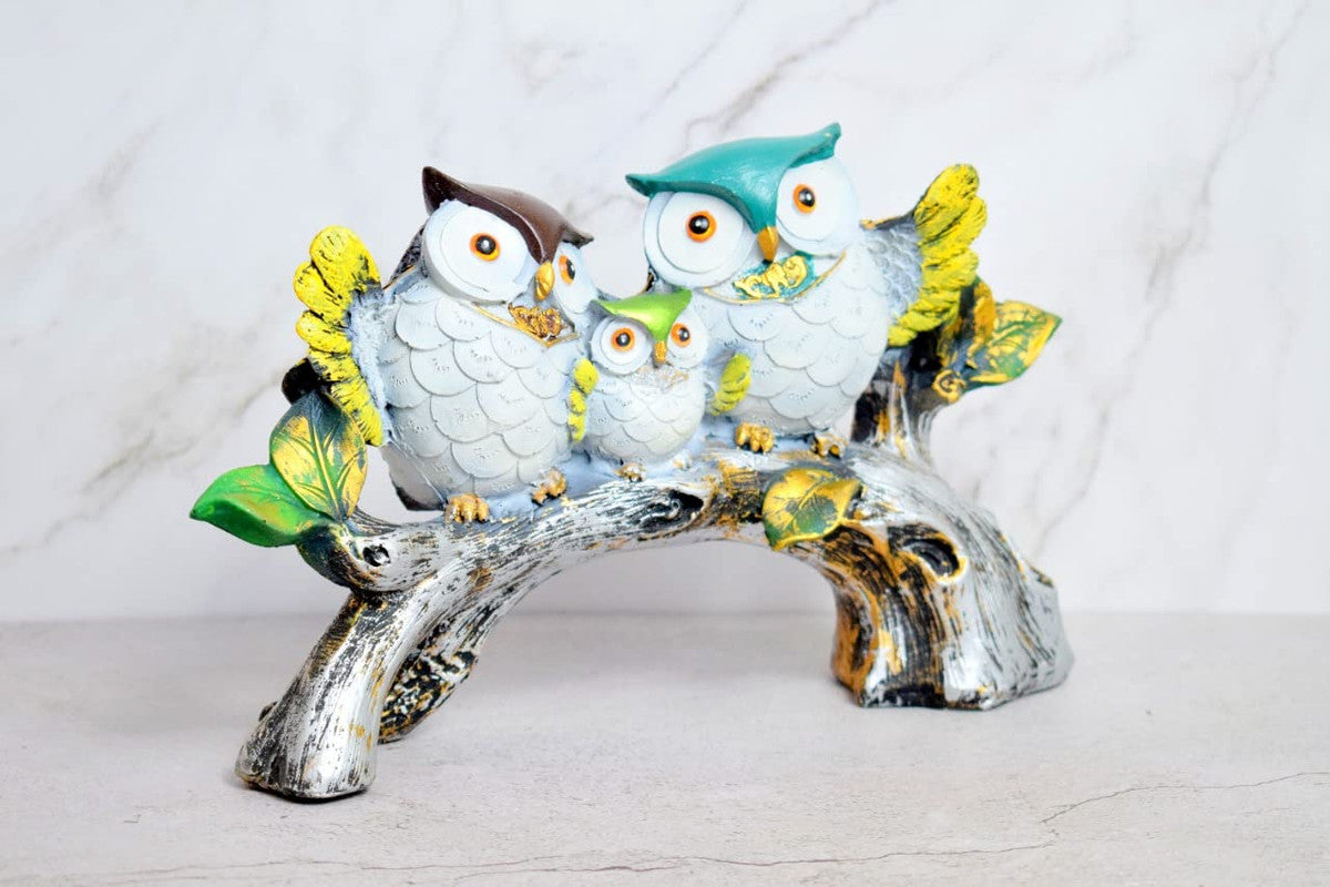 Handcrafted Owl Family Statue - Unique Home Decor Piece for Nature Lovers