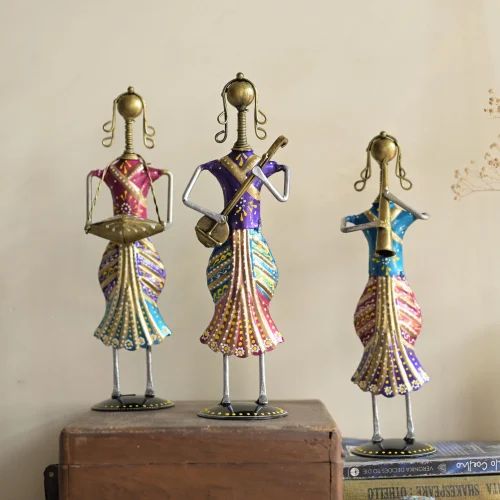 Traditional Metal Standing Lady Musician – Artistic Handcrafted Figurine for Living Room Decor