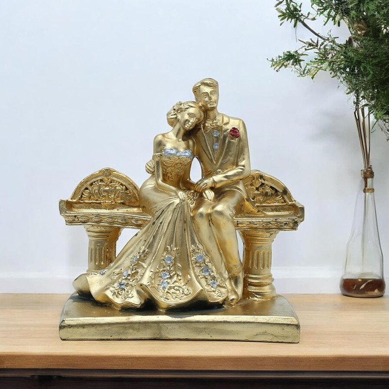 Luxurious Golden Couple Bench Statue - Ideal for Living Room or Office Decoration