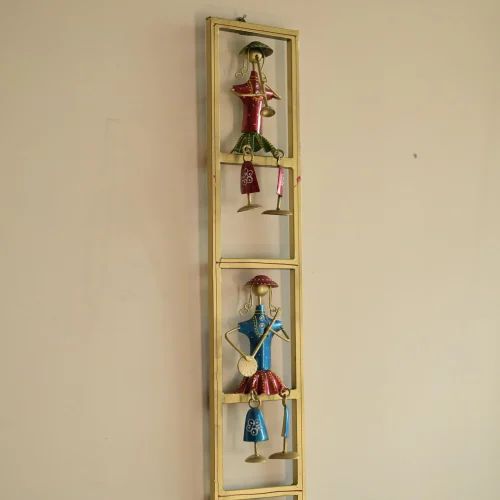 Artistic Metal Jhula Frame – Multicolor Handcrafted Piece for Elegant Home Decor