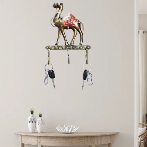 Elegant Metal Camel Key Hanger – Decorative Wall Mounted Organizer for Home & Entryway