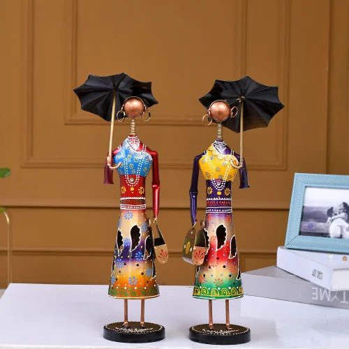 Decorative Metal Umbrella Doll Set – Handcrafted Artistic Showpieces for Living Room Decor