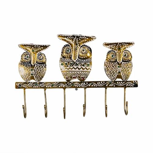 Golden Owl Metal Key Holder – Handcrafted & Hand-Painted Wall Organizer for Home Decor